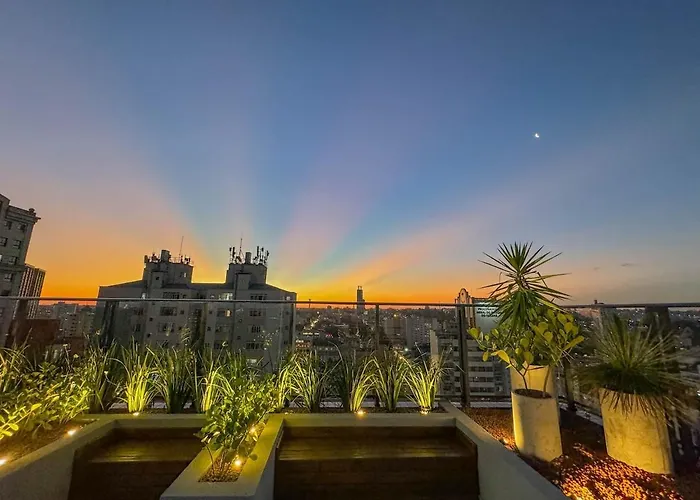 Amazing Views In City Center Ideal For Remote Work